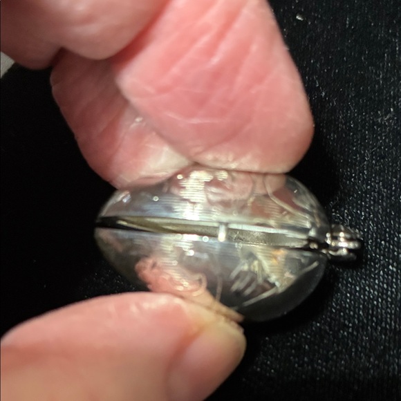 Vintage rare sterling silver egg locket - Picture 13 of 16